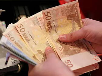 €500,000 In Cash Seized In Ope...
